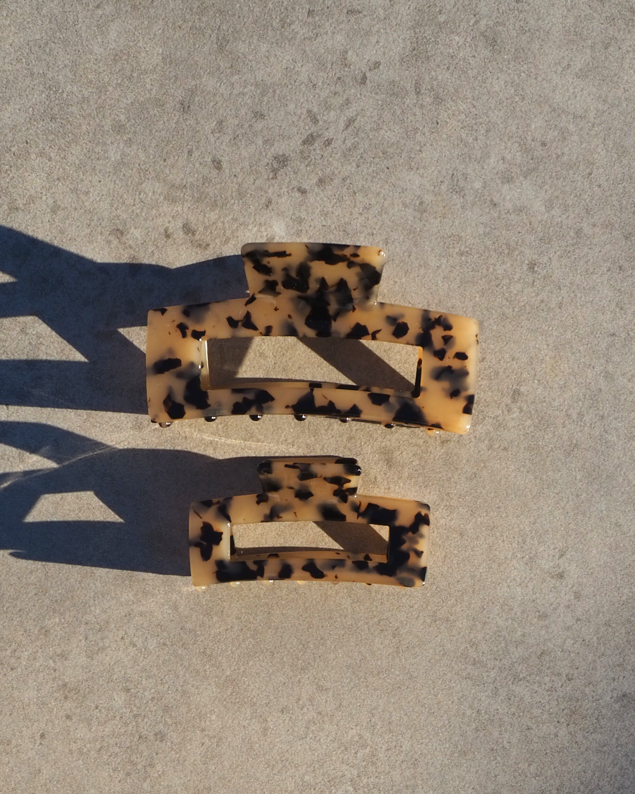 Rectangle Claw Clip | Tortoiseshell Light