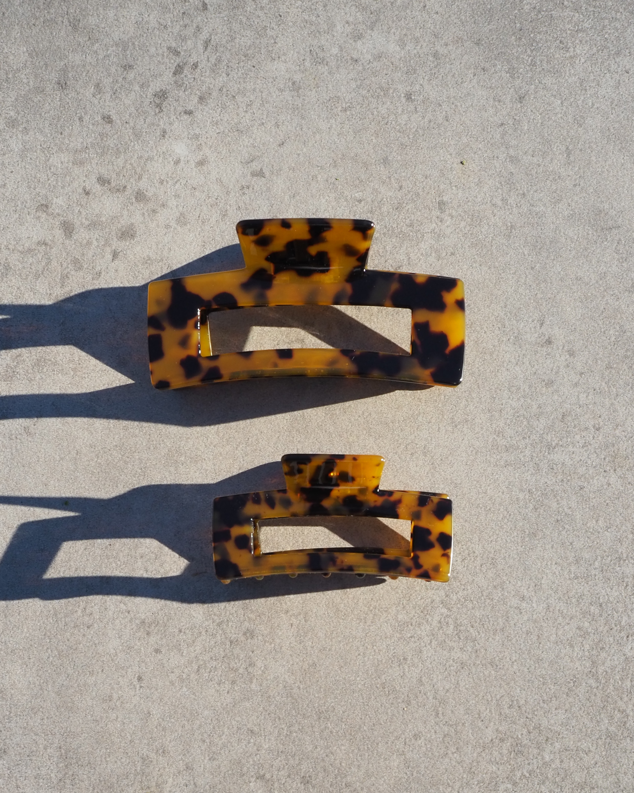 Rectangle Claw Clip | Tortoiseshell Dark